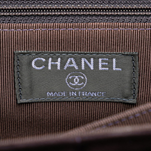 Chanel Chocobar Chain Shoulder Bag in Purple and Silver Suede for Women - Picture 7 of 9
